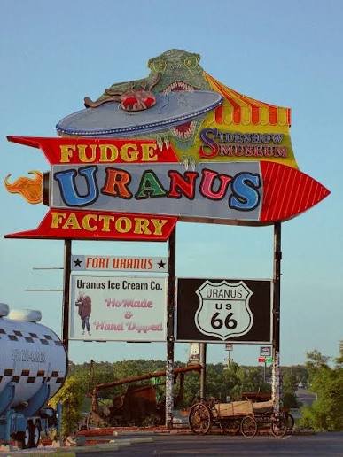 Uranus Fudge Factory And General Store - Uranus Missouri